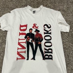 Brooks and Dunn throw back t shirt